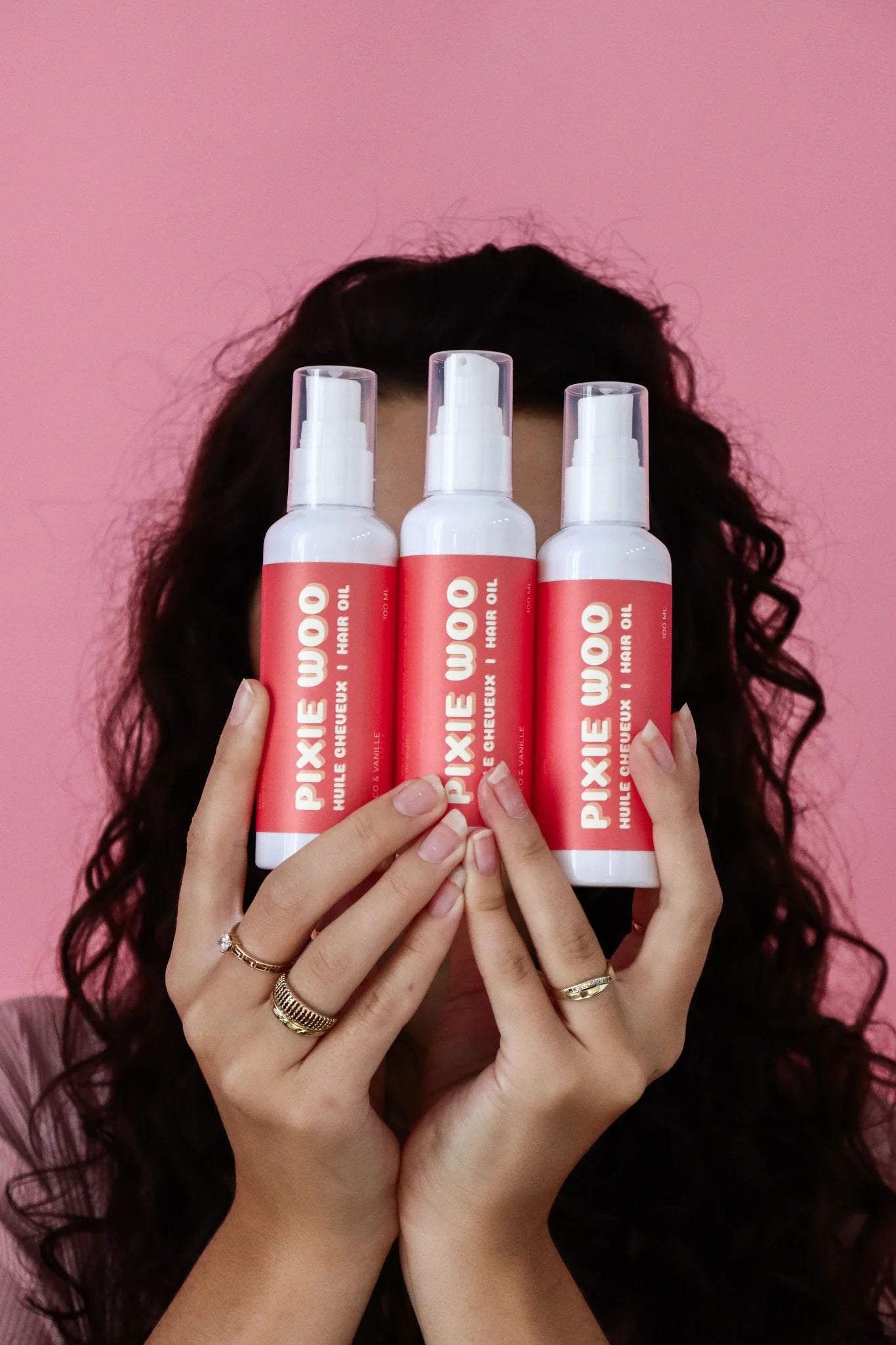 Huile pour cheveux coco vanille de Pixie Woo