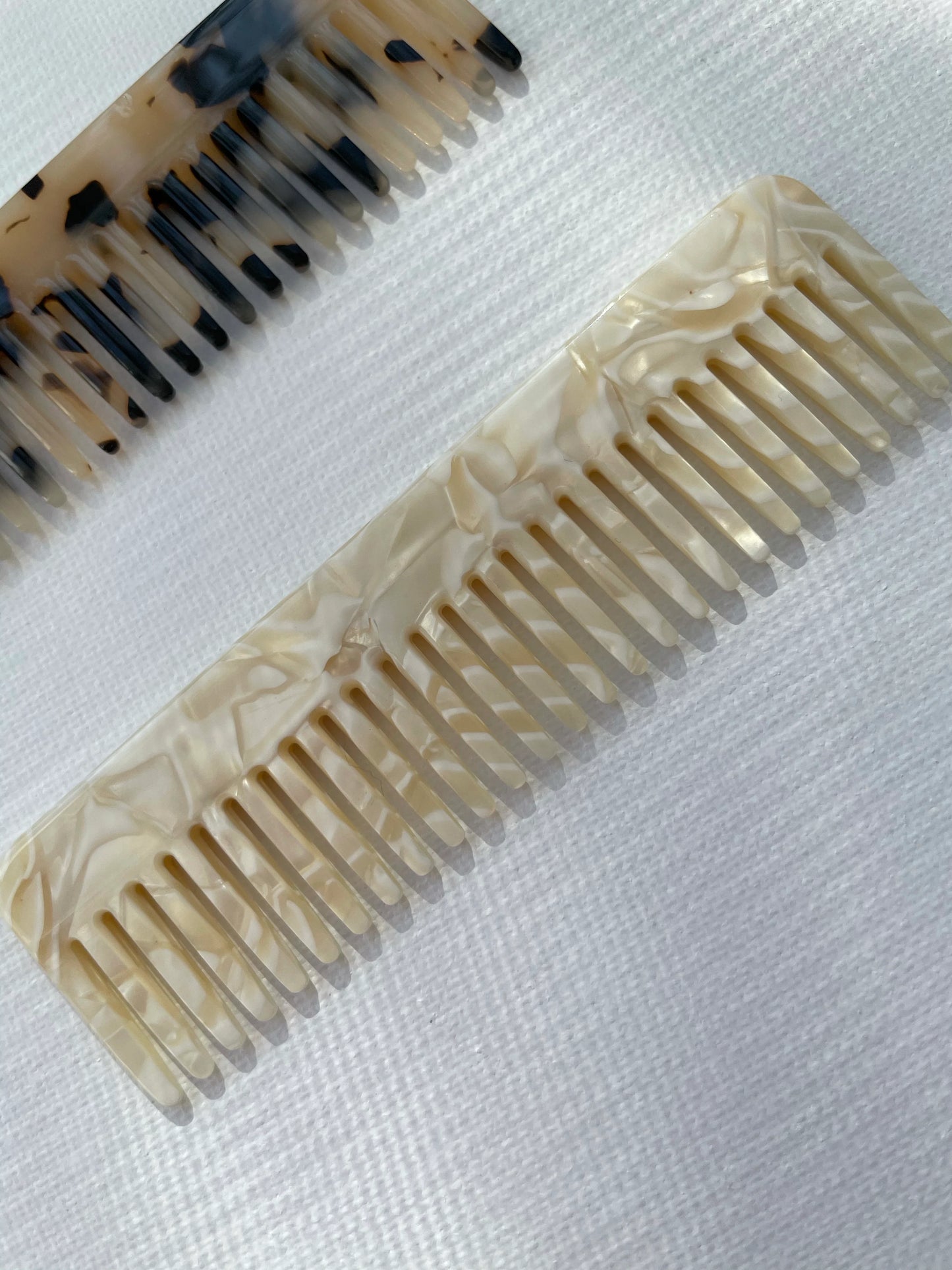 Peigne à dents larges de Pixie Woo