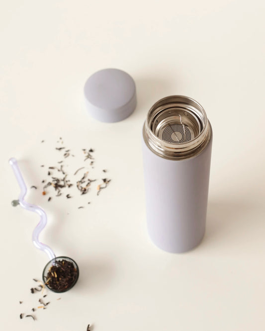 Tasse de voyage avec infuseur - lilas de Moi d'abord