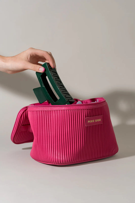 valise de voyage couleur rose de PIXIE WOO