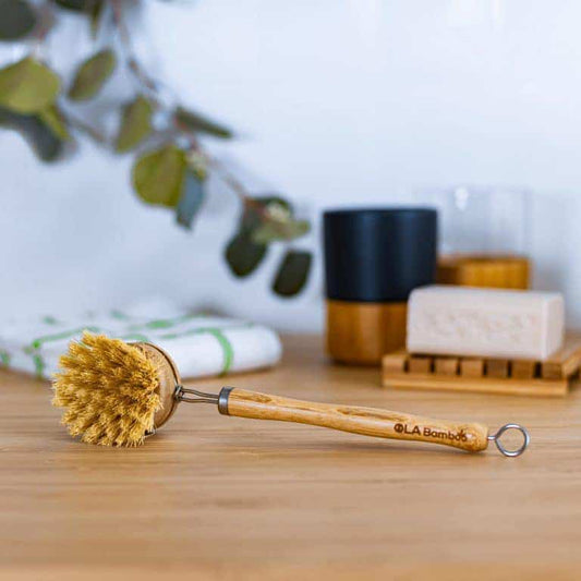 Brosse à vaisselle de Ola Bamboo