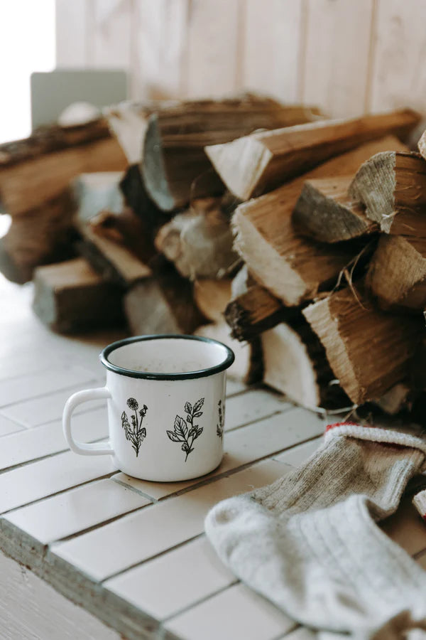 TASSE EN ACIER ÉMAILLÉ des Mauvaises Herbes
