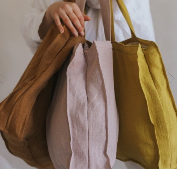 Sac en lin de couleur rose pâle de Dans le sac