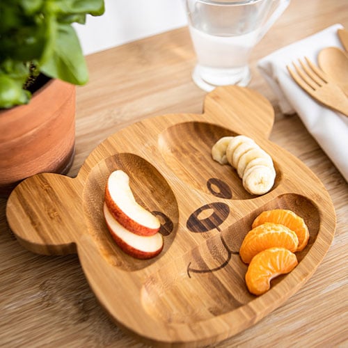 Assiette en bambou avec base à succion de Ola Bamboo