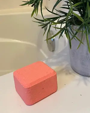 Bombe de bain – Smoothie aux fruits (petit cube) de Saponaria